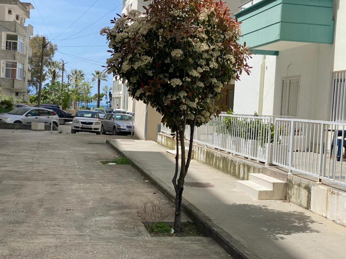 Kevin'S Lungomare Apartment Vlorë 外观 照片